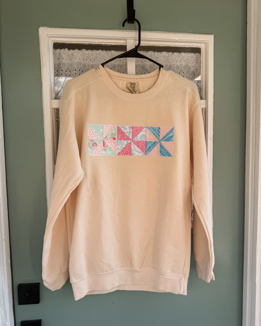 Pinwheel Crewneck